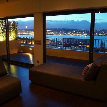 Penthouse Bellevue Lejlighed Almada Eksteriør billede
