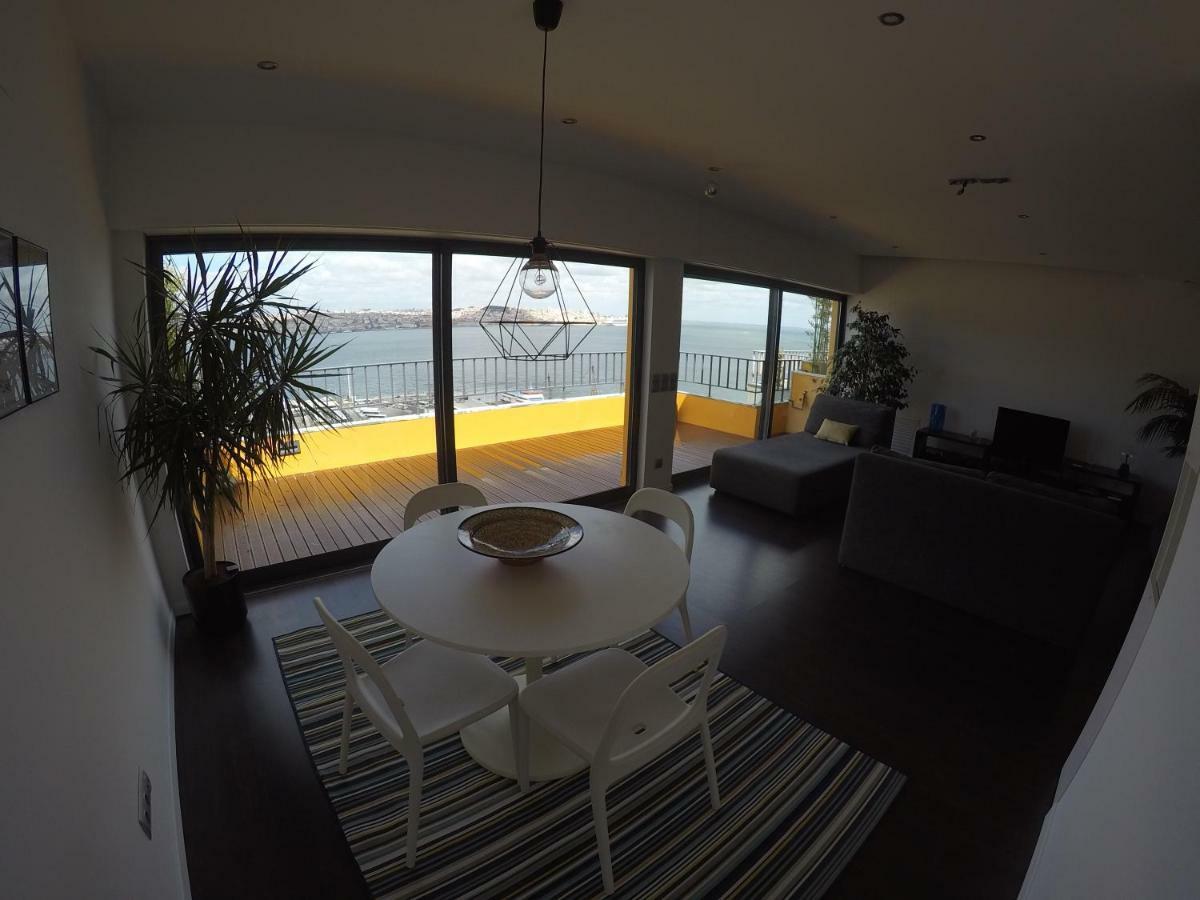 Penthouse Bellevue Lejlighed Almada Eksteriør billede