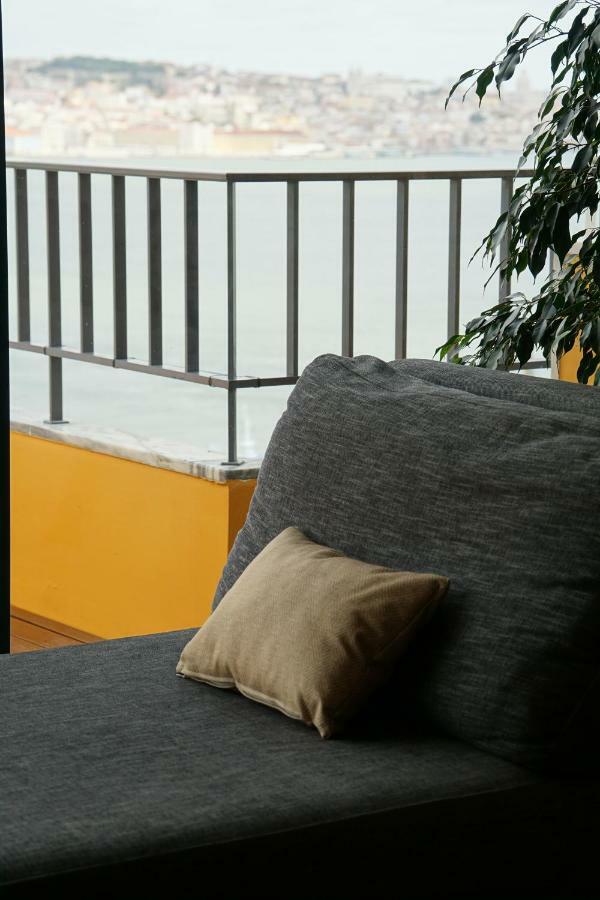Penthouse Bellevue Lejlighed Almada Eksteriør billede